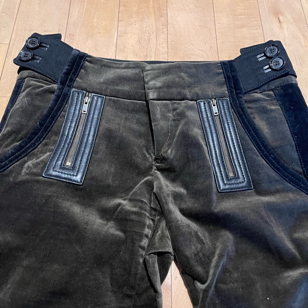 Gucci Pants